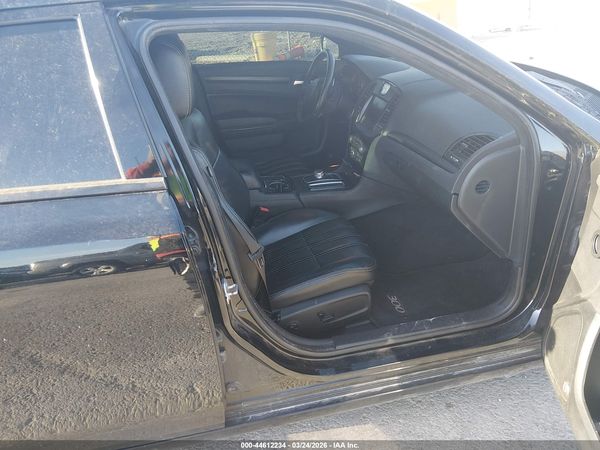 2016 CHRYSLER 300 300S — I5