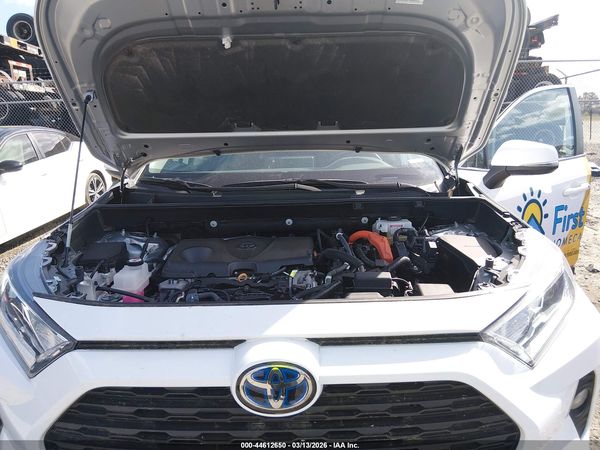 2021 TOYOTA RAV4 HYBRID XLE