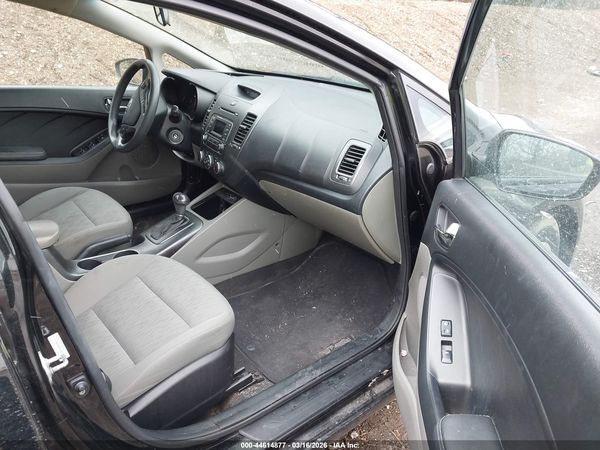 2016 KIA FORTE LX