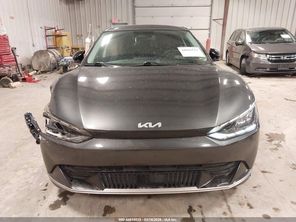 2024 KIA EV6 WIND
