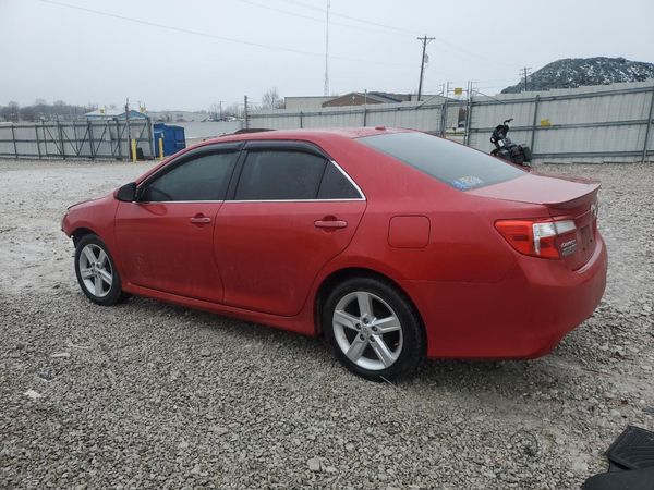 2014 TOYOTA CAMRY