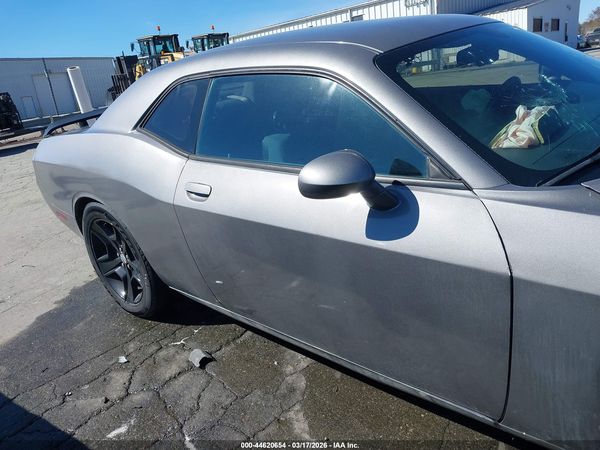 2012 DODGE CHALLENGER SXT