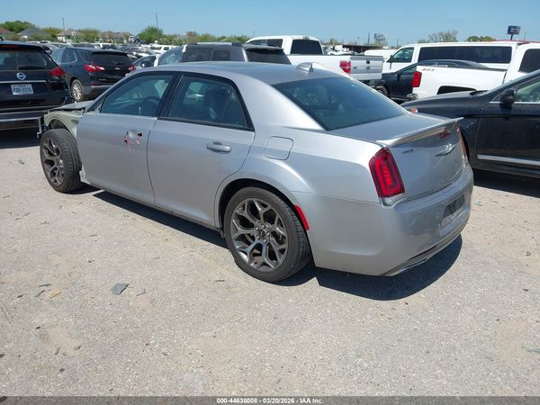 2018 CHRYSLER 300 300S — I3