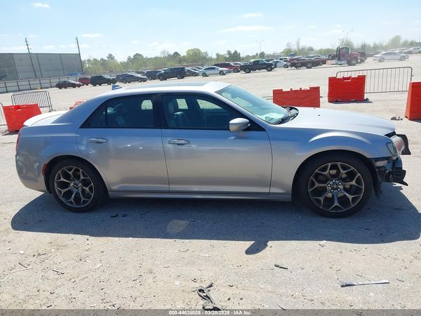 2018 CHRYSLER 300 300S — I116