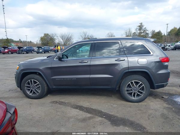 2020 JEEP GRAND CHEROKEE LAREDO E 4X4