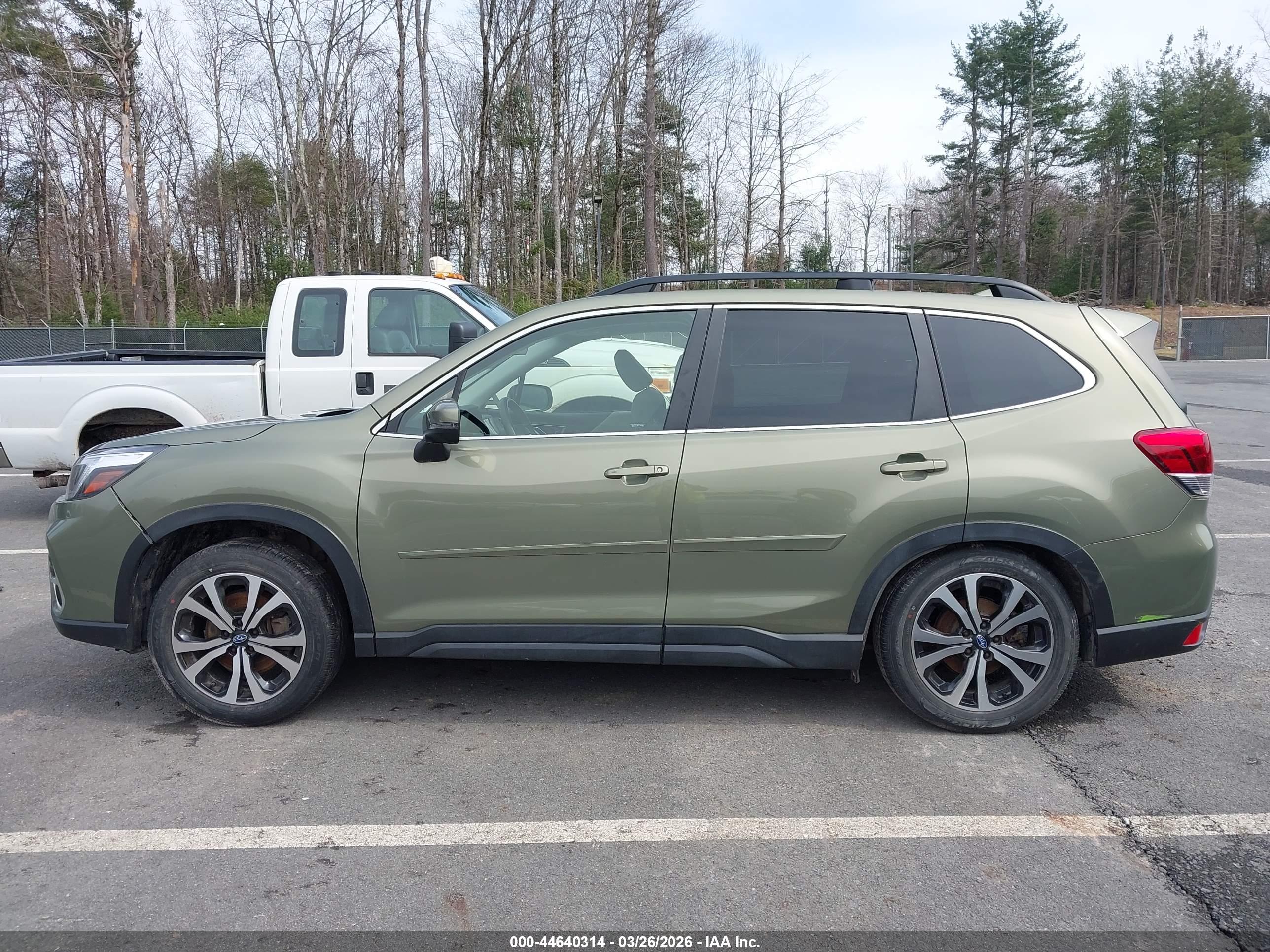 2021 SUBARU FORESTER LIMITED