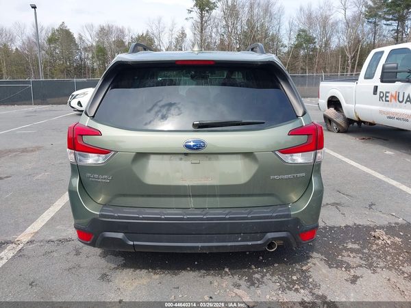 2021 SUBARU FORESTER LIMITED