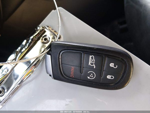 2019 JEEP CHEROKEE LIMITED FWD
