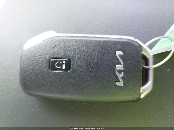 2022 KIA K5 LXS