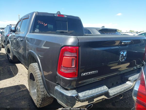 2019 RAM 1500 LARAMIE  4X2 5'7 BOX