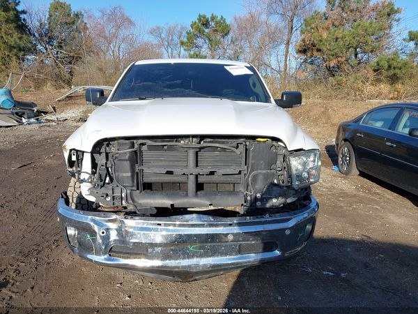 2018 RAM 1500 BIG HORN  4X4 6'4 BOX