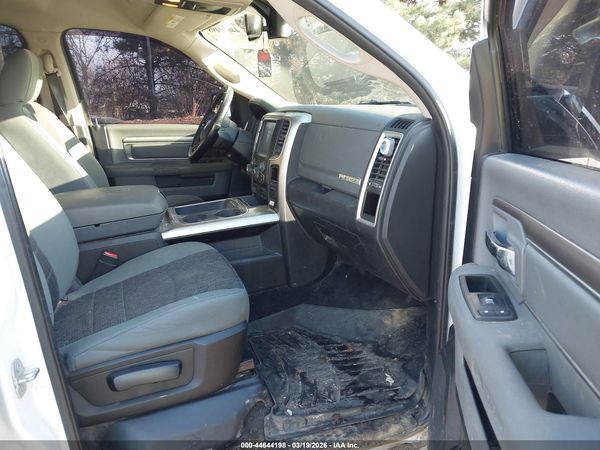 2018 RAM 1500 BIG HORN  4X4 6'4 BOX