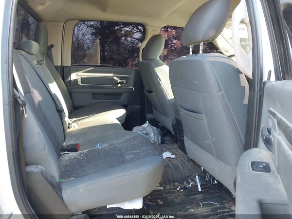 2018 RAM 1500 BIG HORN  4X4 6'4 BOX