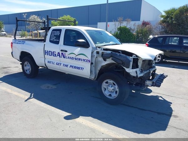 2022 TOYOTA TACOMA SR