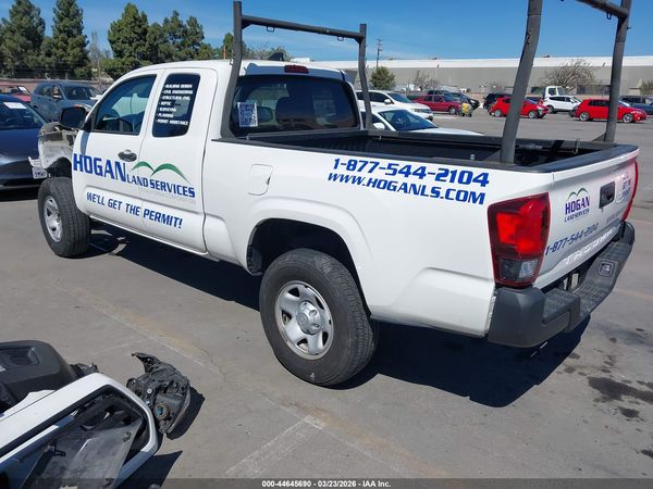 2022 TOYOTA TACOMA SR