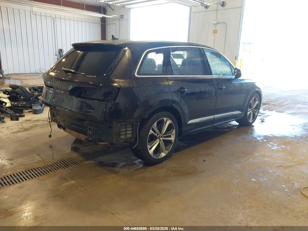 2021 AUDI Q7