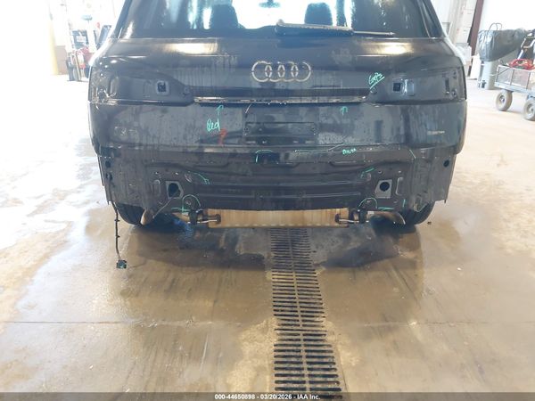 2021 AUDI Q7
