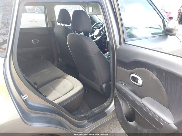 2017 KIA SOUL Base