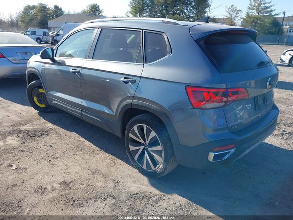 2022 VOLKSWAGEN TAOS 1.5T SE — I3