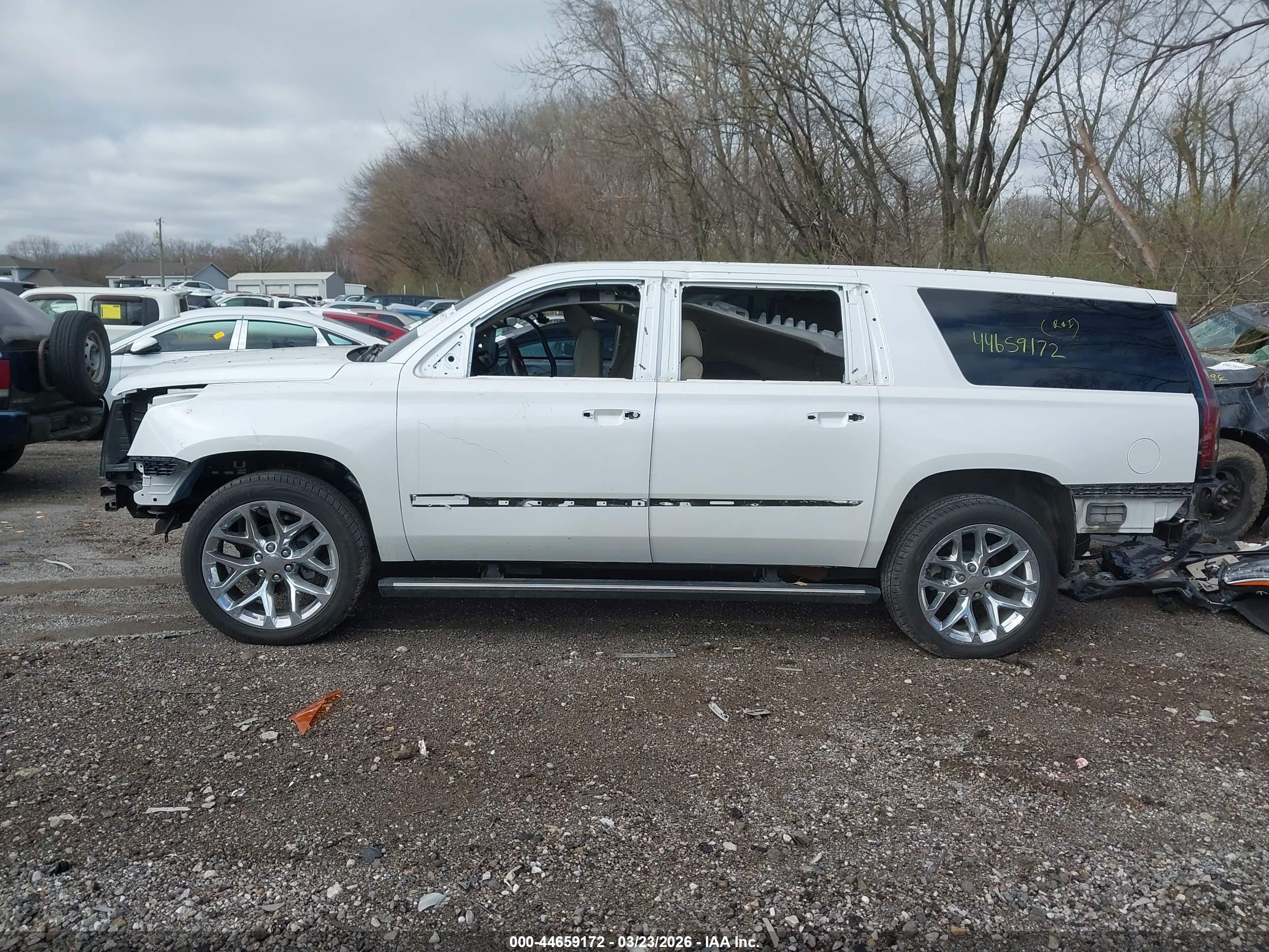 2016 CADILLAC ESCALADE ESV PREMIUM COLLECTION