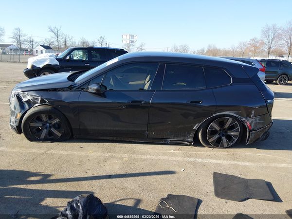 2024 BMW IX XDRIVE50