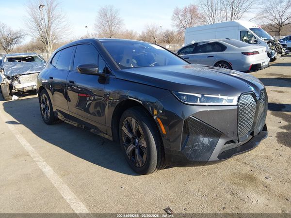 2024 BMW IX XDRIVE50