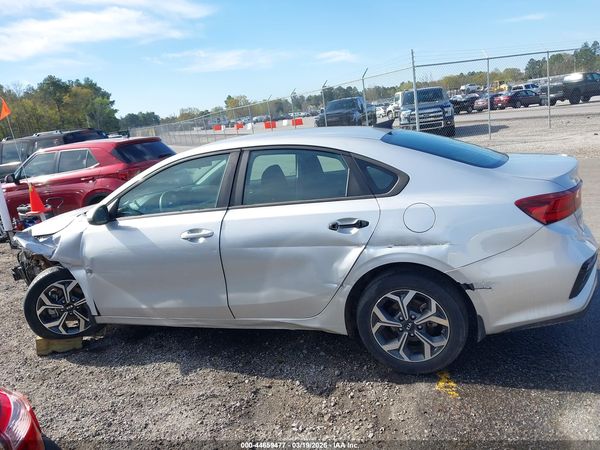 2019 KIA FORTE LXS