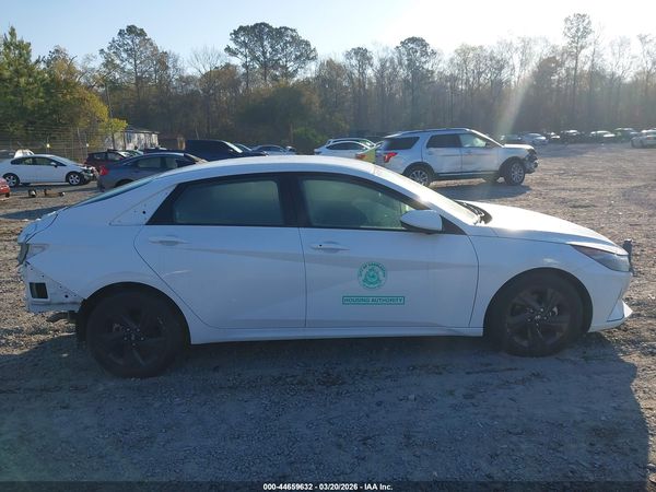 2022 HYUNDAI ELANTRA SEL