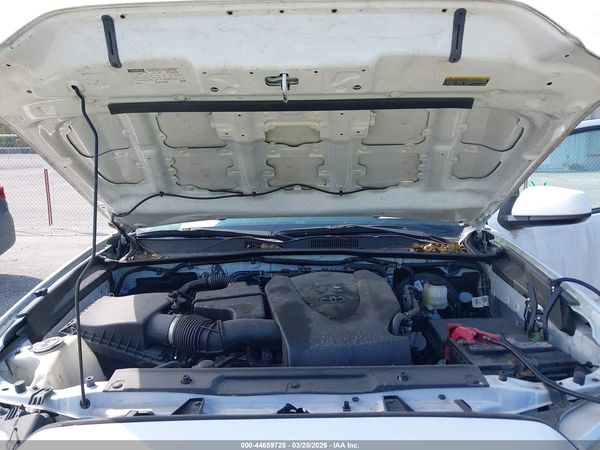2021 TOYOTA TACOMA SR5 V6