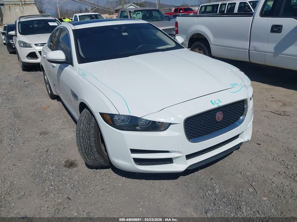 2017 JAGUAR XE