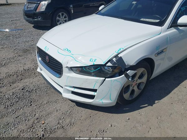 2017 JAGUAR XE 25T