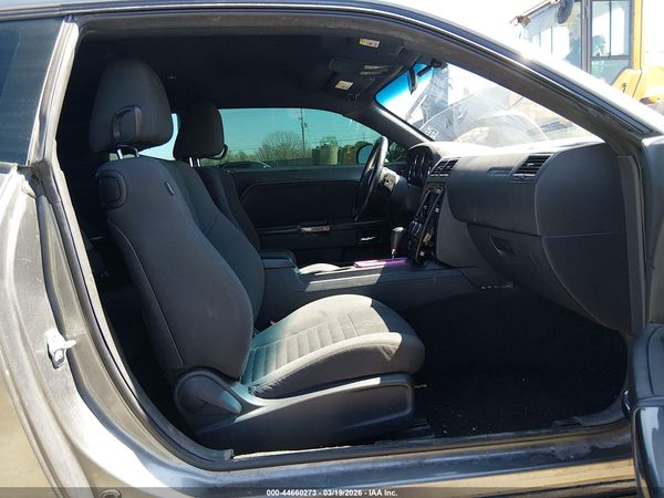 2012 DODGE CHALLENGER SXT