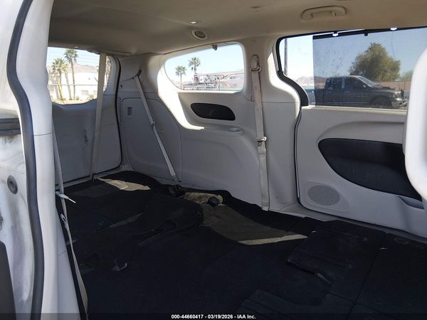 2021 CHRYSLER VOYAGER LXI — I8