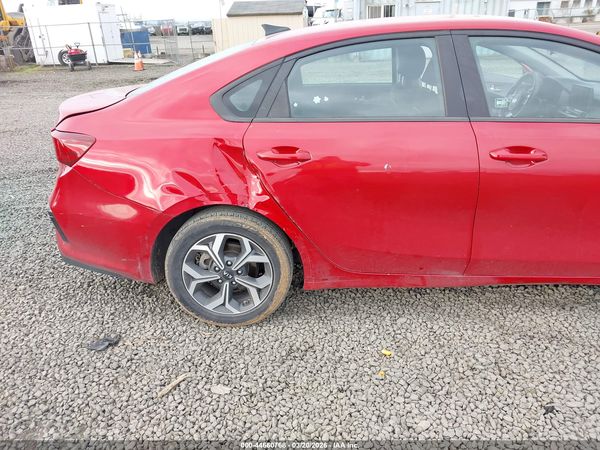 2021 KIA FORTE LXS