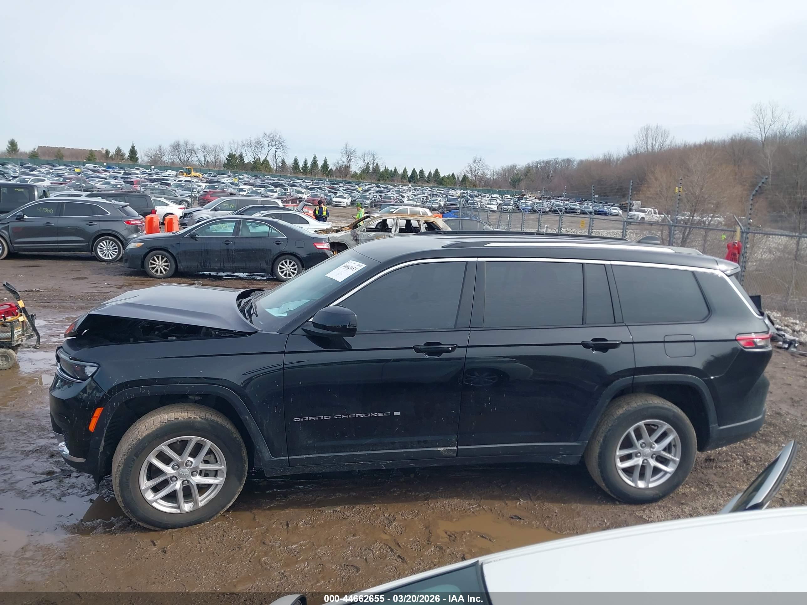 2023 JEEP GRAND CHEROKEE L LAREDO 4X4