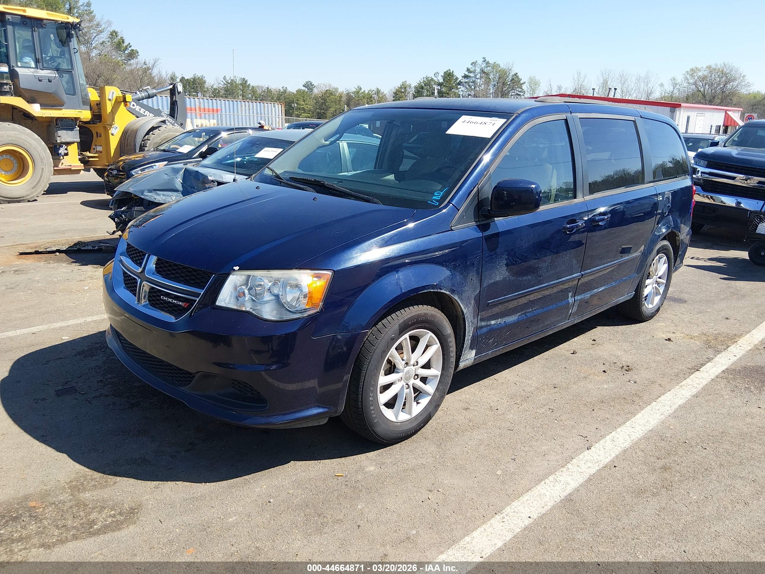 2016 DODGE GRAND CARAVAN SXT — I2