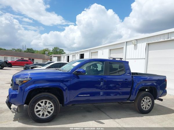 2025 TOYOTA TACOMA SR5