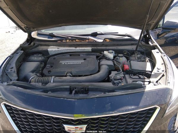 2019 CADILLAC XT4 SPORT