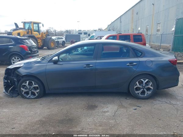 2021 KIA FORTE LXS