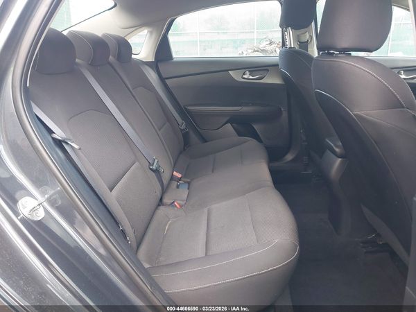 2021 KIA FORTE LXS