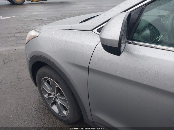 2016 HYUNDAI SANTA FE SE