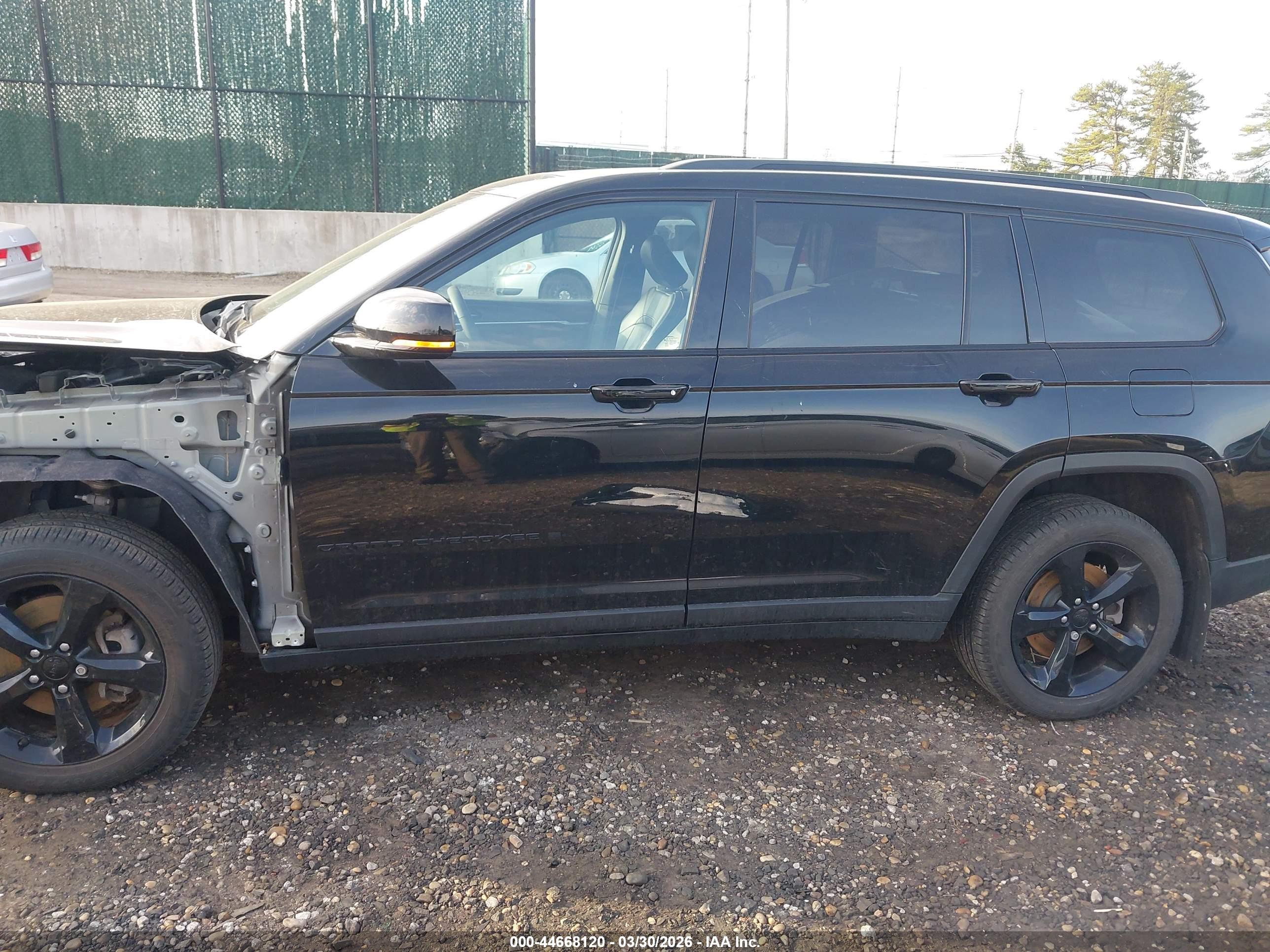 2024 JEEP GRAND CHEROKEE L LIMITED 4X4