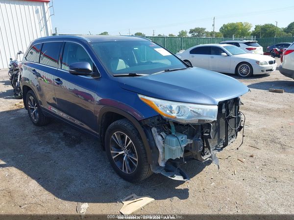 2016 TOYOTA HIGHLANDER XLE V6