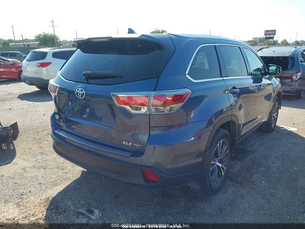 2016 TOYOTA HIGHLANDER XLE V6