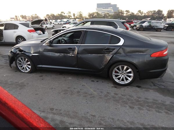 2013 JAGUAR XF I4 T