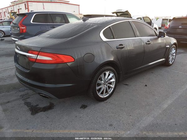 2013 JAGUAR XF I4 T