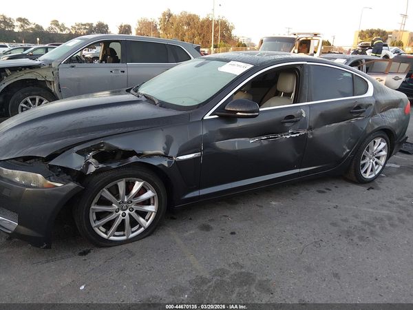 2013 JAGUAR XF I4 T