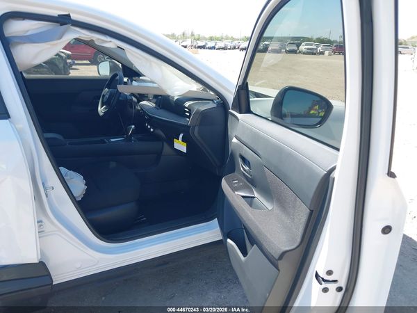 2026 NISSAN KICKS S — I5