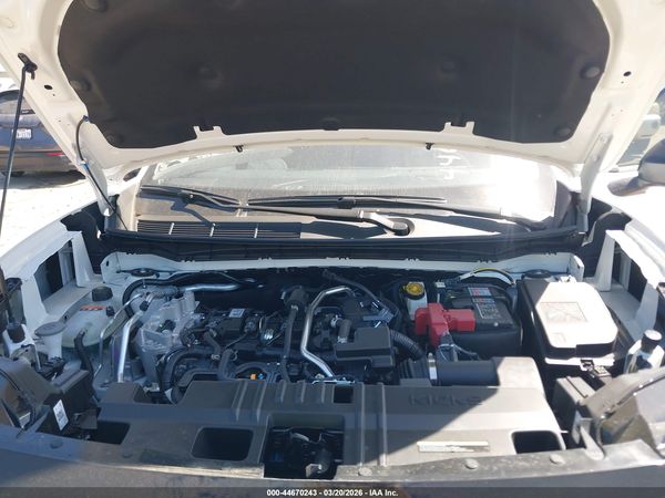 2026 NISSAN KICKS S — I10