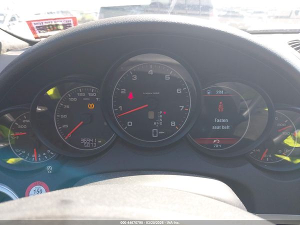 2014 PORSCHE CAYENNE